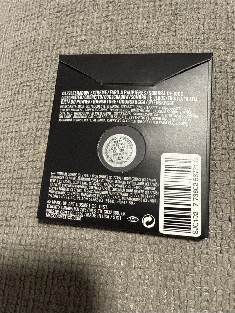 MAC Dazzleshadow Extreme Pro Palette akių šešėliai – papildomi, 1,5 g