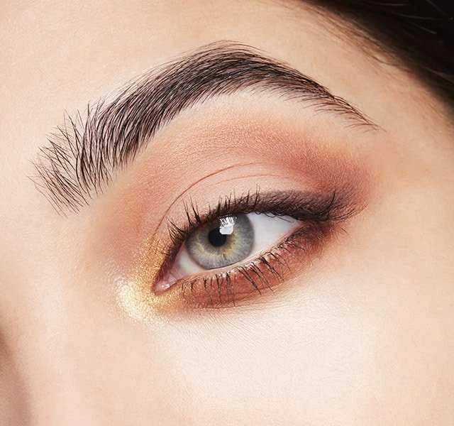 „MAC Surprise Eyes“ akių šešėlių paletė, šilta, 8,4 g