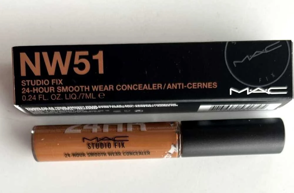 MAC Cosmetics skystas veido kaukė „Studio Fix“ (24 valandų švelnus veido kaukė) 7 ml, NW51