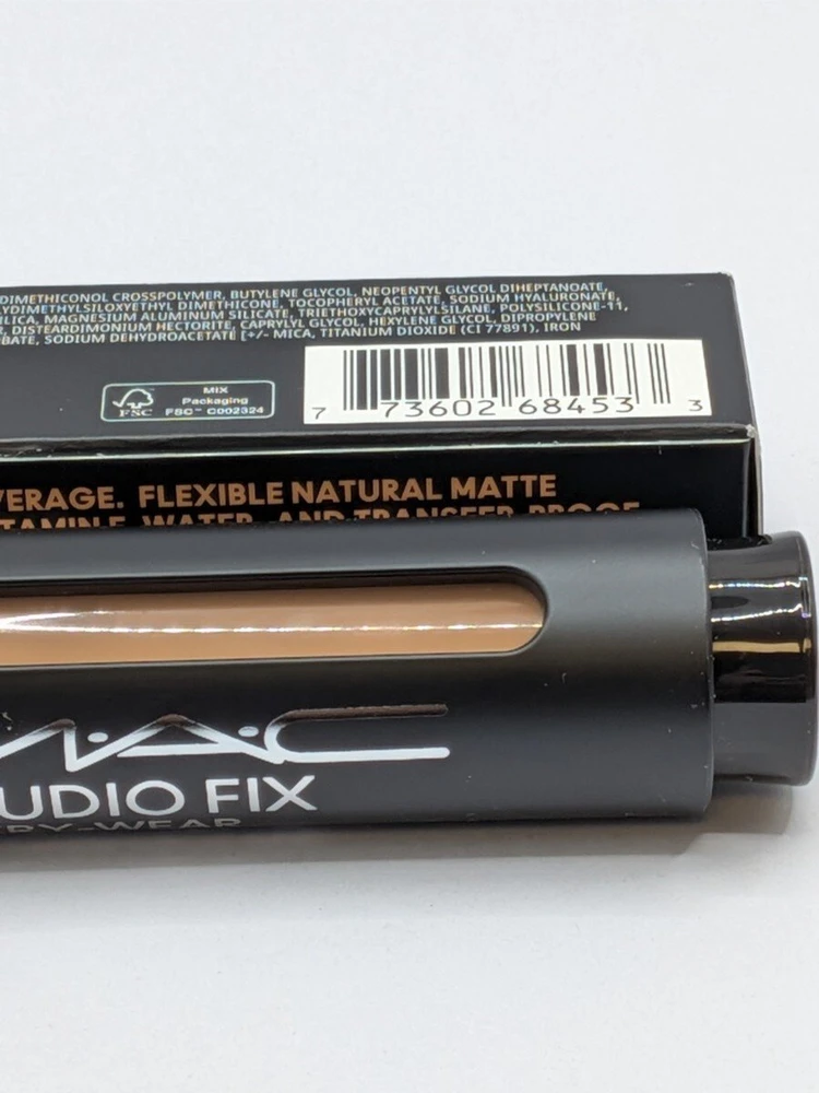 MAC Studio Fix Every-Wear korekcinis skystas veido kaukė NC44, 12 ml