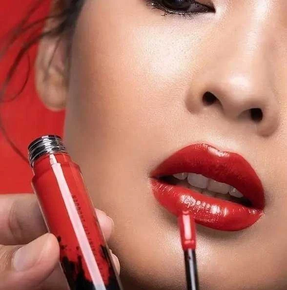 MAC Patent Paint Lacquer Liquid Lipstick 592 Latex Love 3.8 ml
