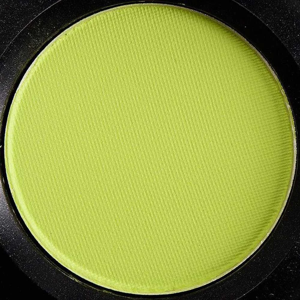 MAC Pro matinių akių šešėlių pudros „Shock Factor“ papildymas 1,3 g
