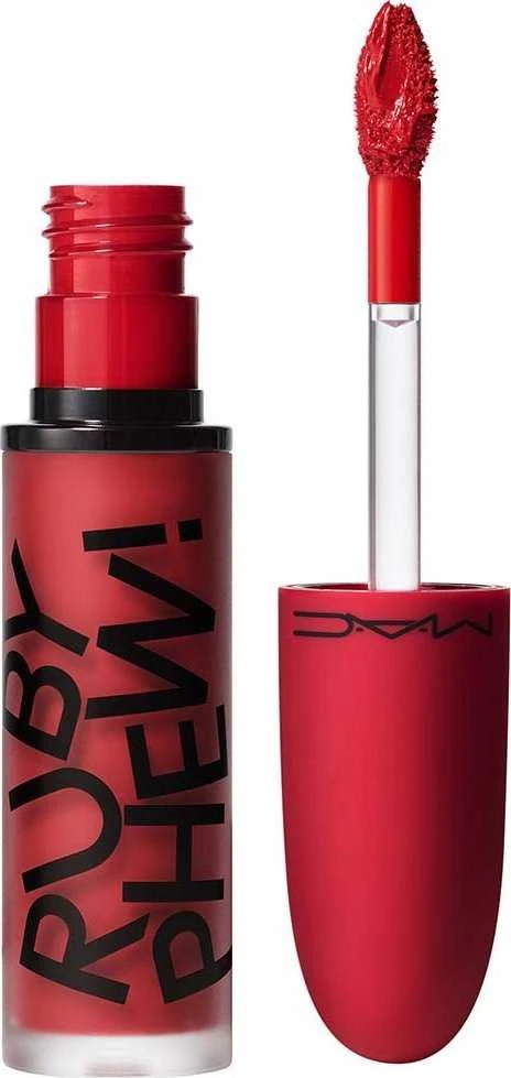 MAC Powder Kiss Matte Liquid Lipstick Ruby Boo Raudona, 5 ml