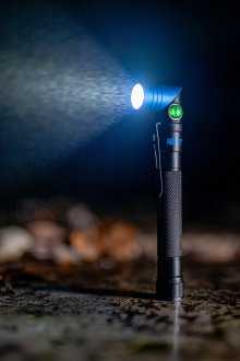 NWL „Newell FL250L“ USB-C taktinis žibintuvėlis