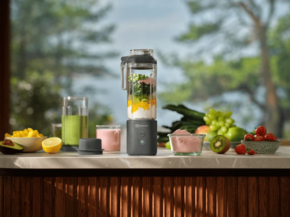 Nešiojama kokteilinė Electrolux E4BP1-2CG