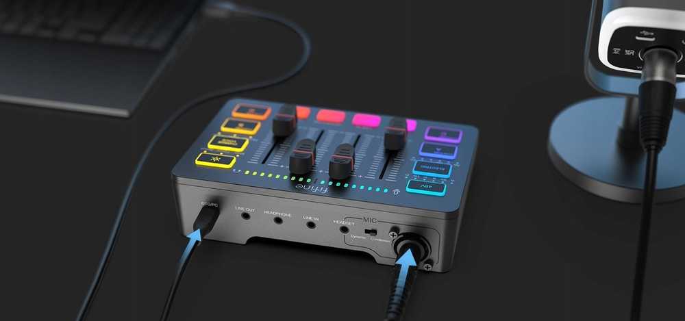 Ausinės Fifine Maišytuvas Sound Card SC3W balta USB su RGB XLR 2 - kanałowy