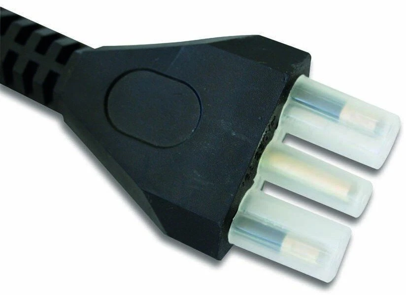 Techly I-CASE STRIP-81U PDU maitinimo juosta 8 lizdai 2m Juoda, Raudona (TLY_023318)