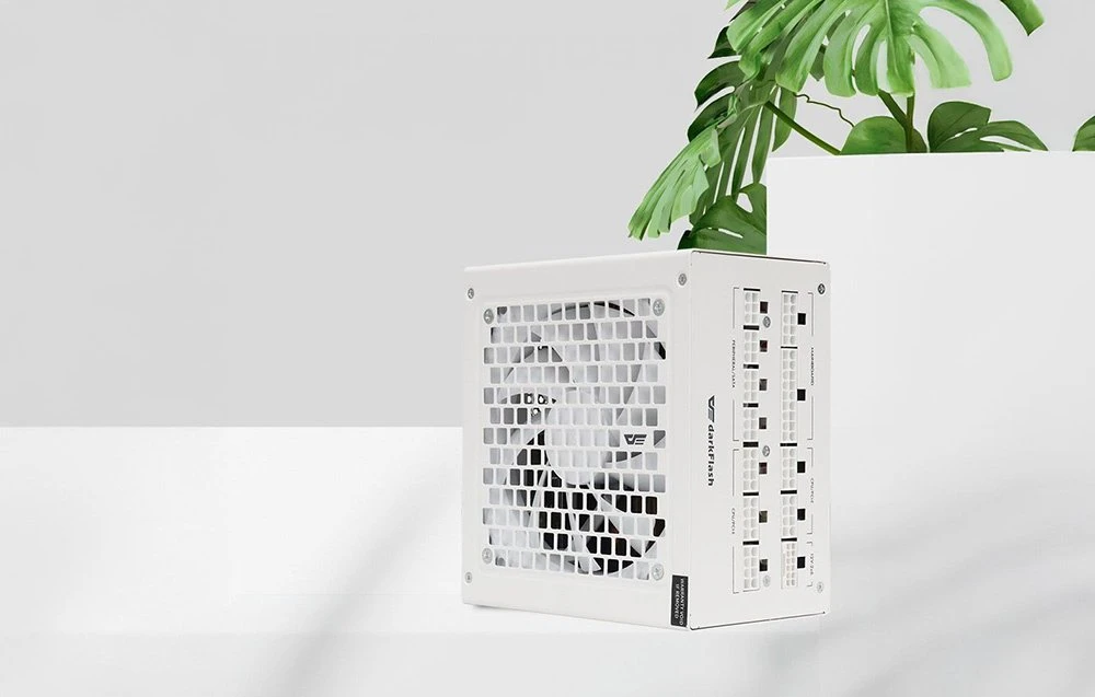 „DarkFlash PMT1050“ kompiuterio maitinimo šaltinis (baltas)