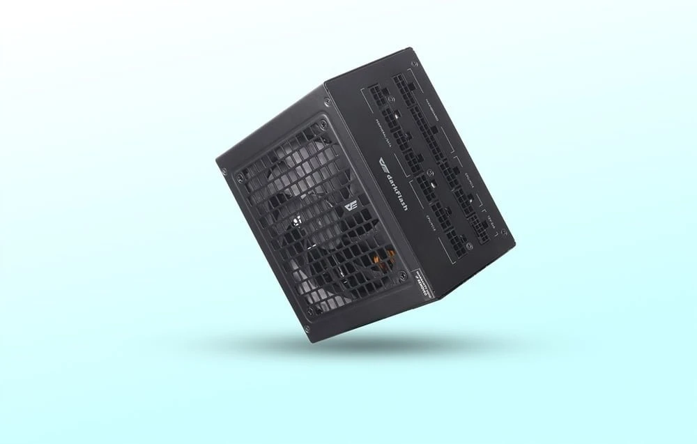 „DarkFlash PMT1050“ kompiuterio maitinimo šaltinis (juodas)