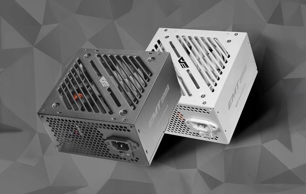 „DarkFlash EMT650“ kompiuterio maitinimo šaltinis (juodas)