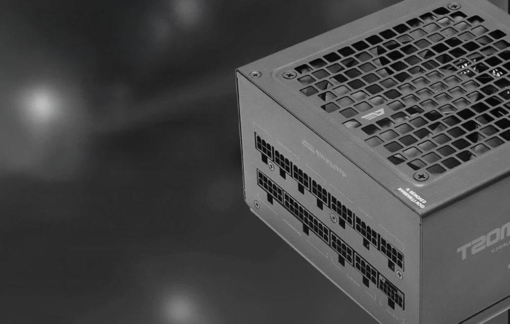 „DarkFlash PMT1050“ kompiuterio maitinimo šaltinis (juodas)