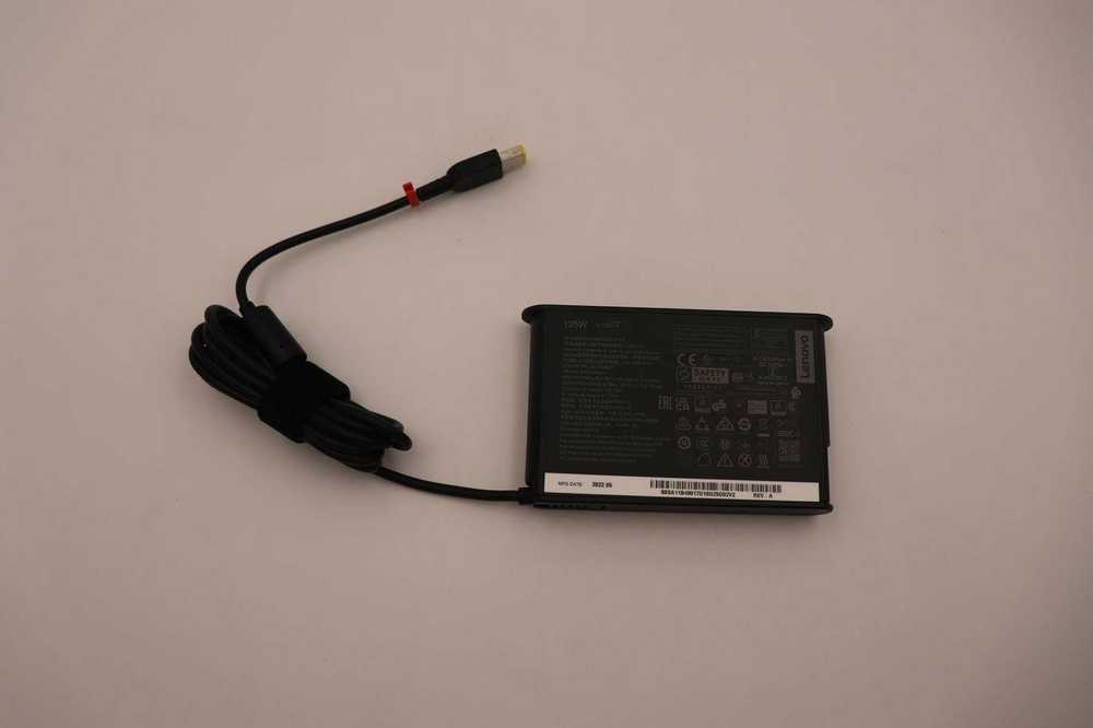 Nešiojamojo kompiuterio maitinimo adapteris Lenovo 135 W, (AC_ADAPTER 100-240Vac,AIO)