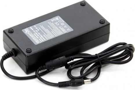 Energy4U 180 W maitinimo blokas su 2,5 mm jungtimi