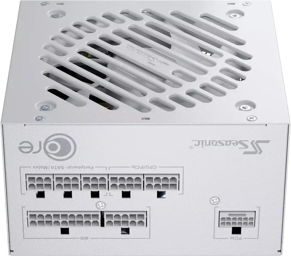 650W „Seasonic Core GX-650-V2-Baltas“ kabelių valdymas