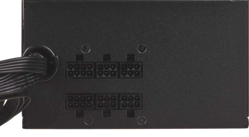 Maitinimo šaltinis Thermaltake Smart SE2 PS-SPS-0700MNSAWE-1 (600 W, aktyvus, 120 mm)