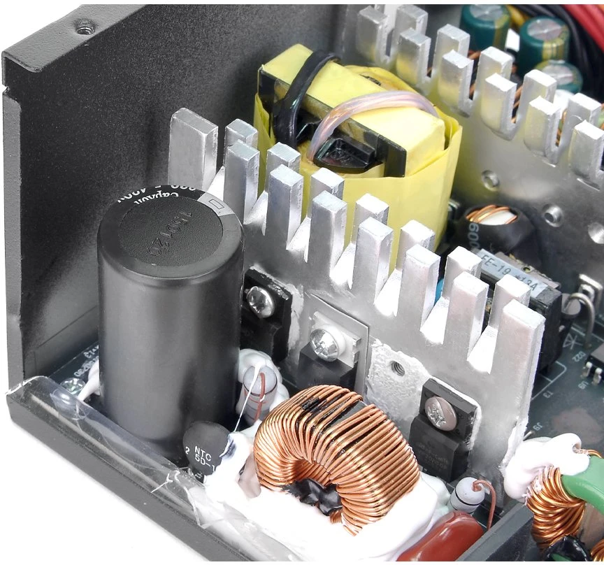 550W Thermaltake TR2 S ATX įkroviklis 80 PLUS 230V