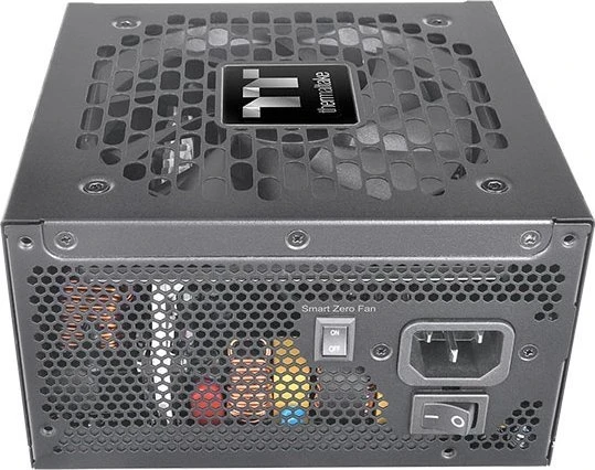 750 W „Thermaltake Toughpower GT“