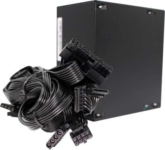 750 W „Xilence Performance XP750R6.2“ garsiakalbis