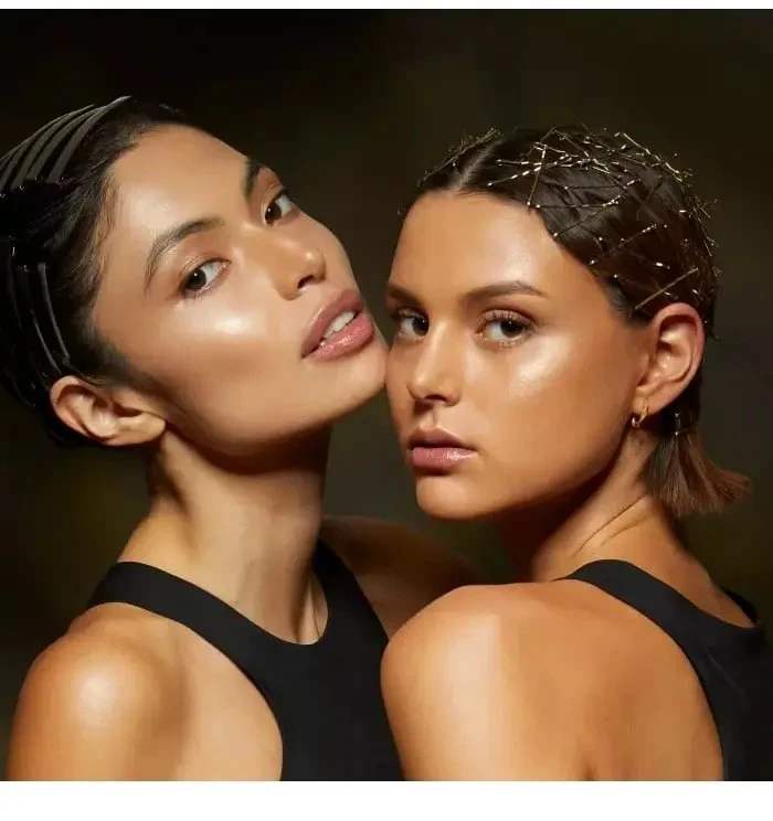 Mesauda Lust For Shine Highlighter kompaktinė, švytėjimo suteikianti priemonė, atspalvis: 102 Gold Ambition, 5.5 g