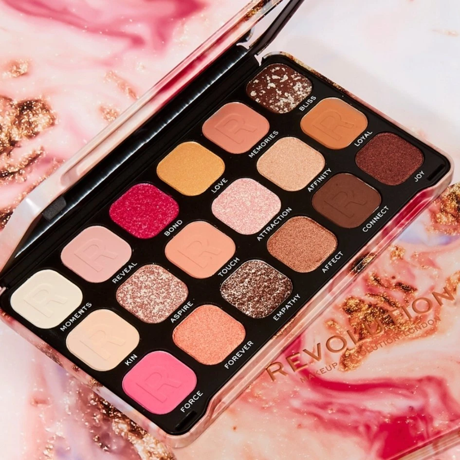 „Makeup Revolution Forever Flawless Affinity Palette“ akių šešėlių paletė „Affinity 18“