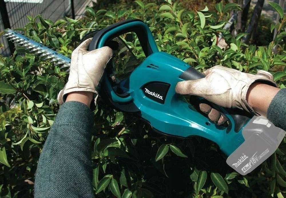 Makita DUH523Z Akumuliatorinės gyvatvorių žirklės, 18V Li-ion, 520mm , Be akumuliatorių ir kroviklio!