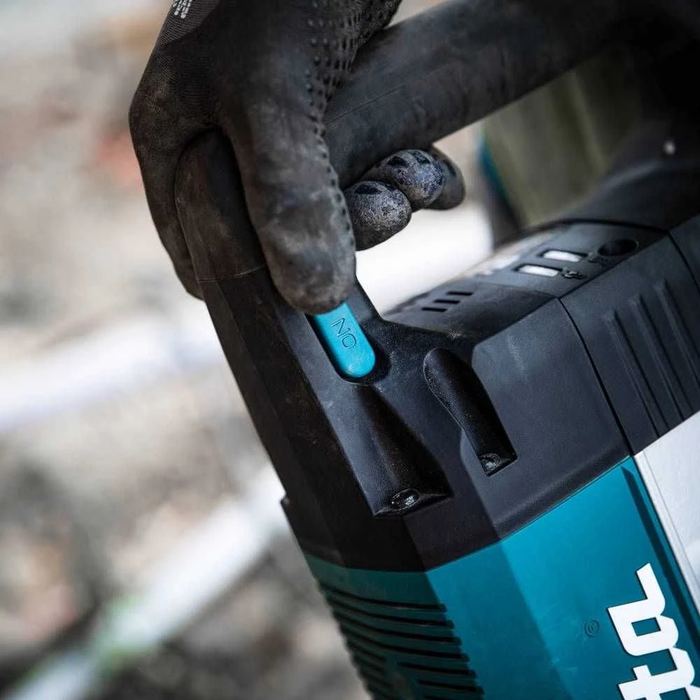 Makita ATSKĖLIMO PLAKTUKAS HM1512 1 850 W • 28,6 mm • 1 300 minˉ¹