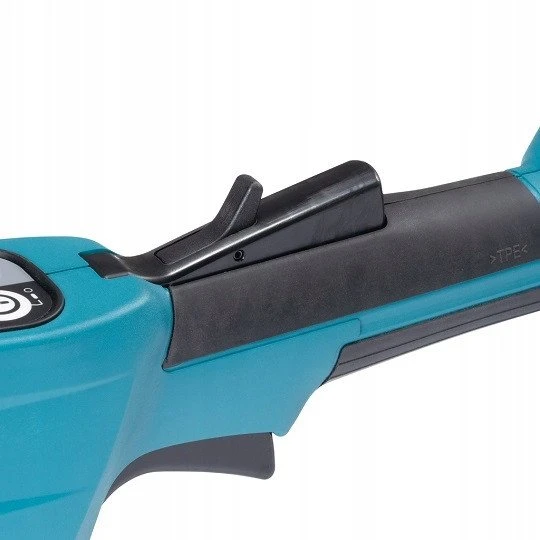Makita UN001GZ Cordless pole hedge trimmer, 40Vmax XGT, BL-motor, 600mm, (6 stage:UP45°-DOWN70°) 4,0kg, be akumuliatoriaus ir kroviklio