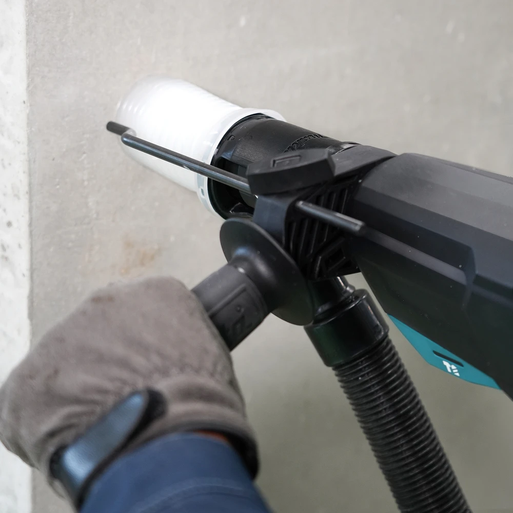 Makita Perforatorius, 800W, SDS-PLUS, 26 mm, 3,0 J (HR2670)