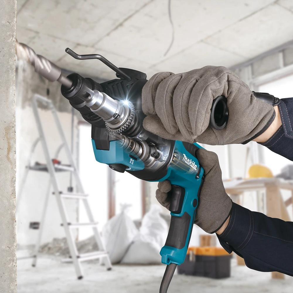 Makita Perforatorius, 800W, SDS-PLUS, 26 mm, 3,0 J (HR2670)