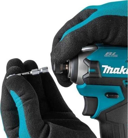 Makita TD003GZ Smūginis suktuvas XGT, 1/4", 210Nm, bešepetėlinis variklis, "Z" versija - komplektuojamas be akumuliatoriaus ir kroviklio