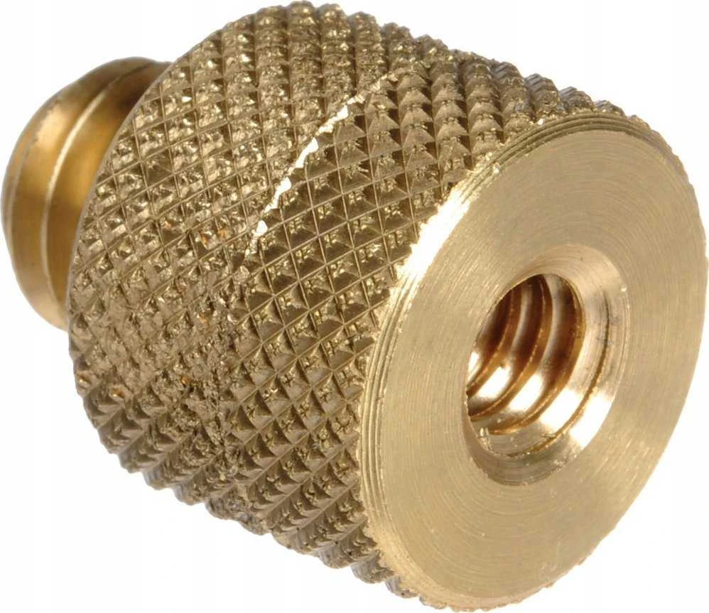 Žalvario spalvos sriegio adapteris