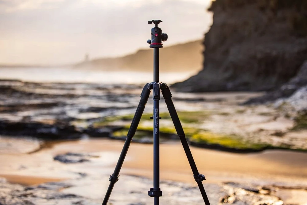 Manfrotto 190X Alu Juodas su głowicą 496 AS