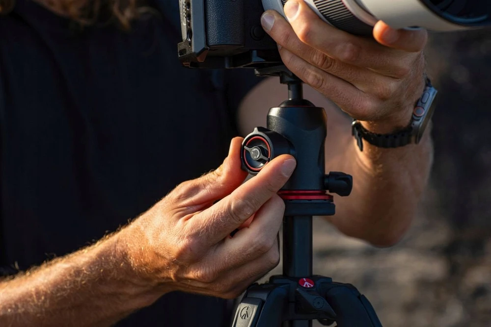 Manfrotto 190X Alu Juodas su głowicą 496 AS