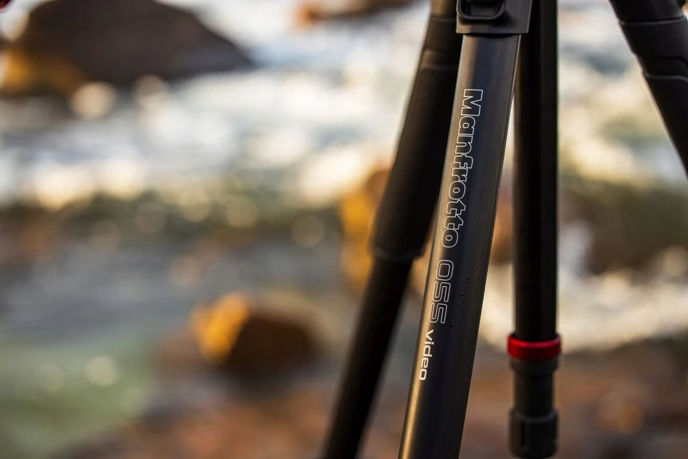 Manfrotto 055 Video Alu Juodas su głowicą 502AH