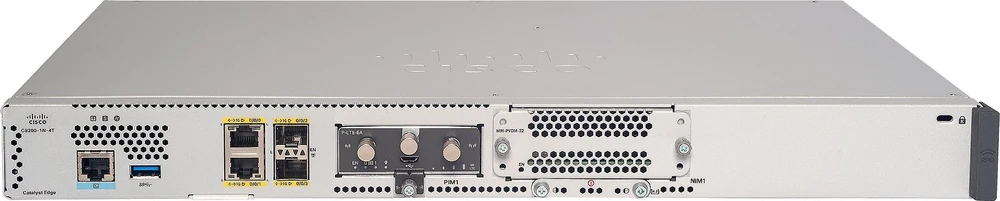 Maršrutizatorius „Cisco Catalyst 8200L“ su 1-NIM lizdu ir 4 x 1G WAN prievadais