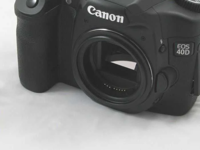 Canon EOS 40D fotoaparato korpusas be objektyvo