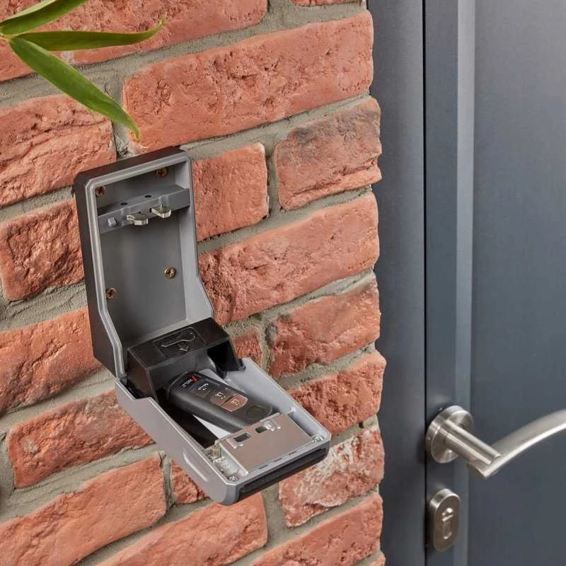 Saugi dėžutė raktams Master Lock 19,6 x 7,6 x 5,6 cm