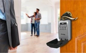 Master Lock Pagrindinis užrakto seifas su reguliuojamu apkabu 5420EURD