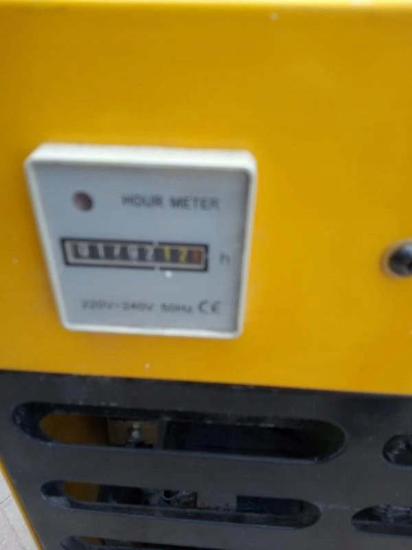 Sausintuvas Buitinis drėgmės surinkėjas Master DH 62; 890 W