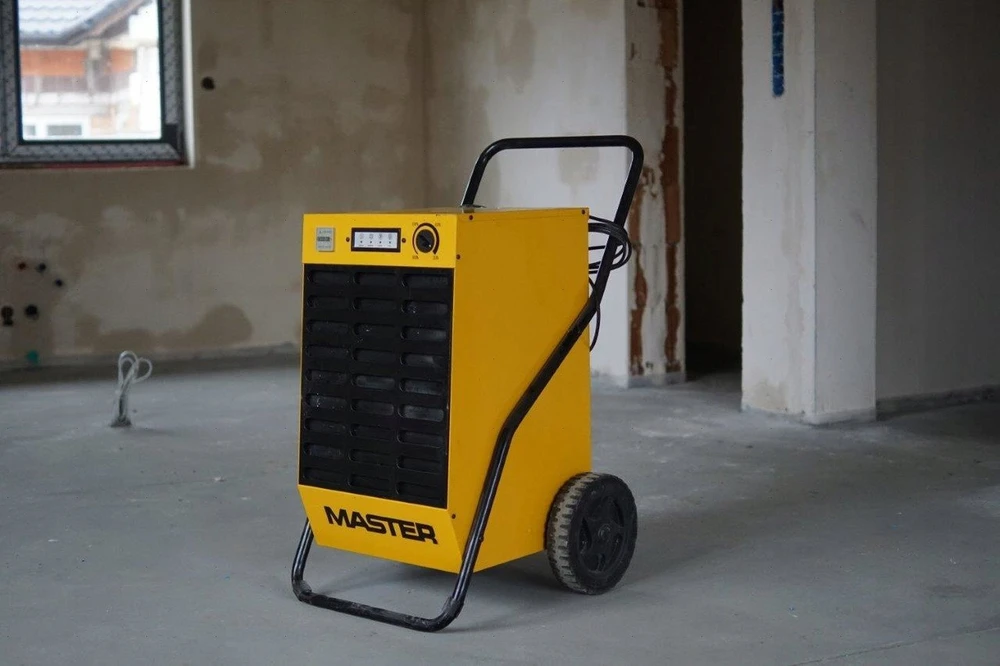 Sausintuvas Buitinis drėgmės surinkėjas Master DH 62; 890 W