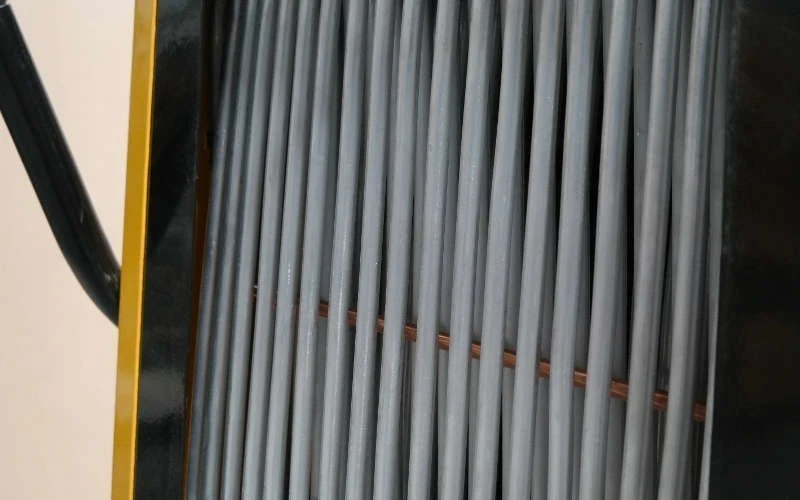 Sausintuvas Buitinis drėgmės surinkėjas Master DH 44; 0,61 kW