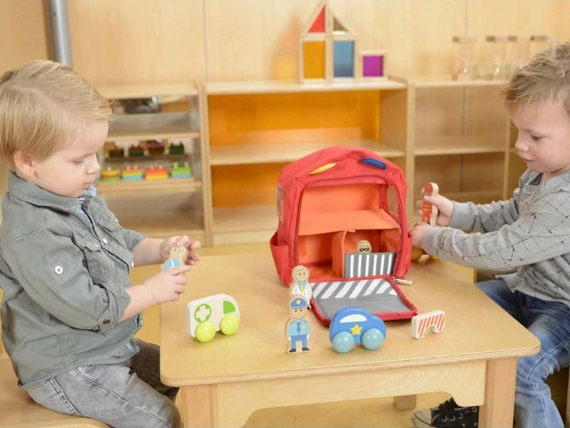 MASTERKIDZ gelbėjimo tarnybų centras kuprinėje