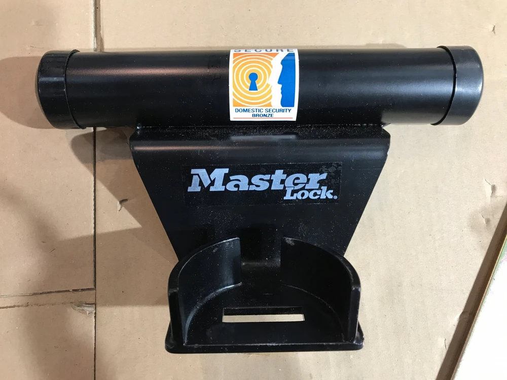Master Lock Pagrindinė užrakto durų užrakto garažo apsauga 1488EURDAT