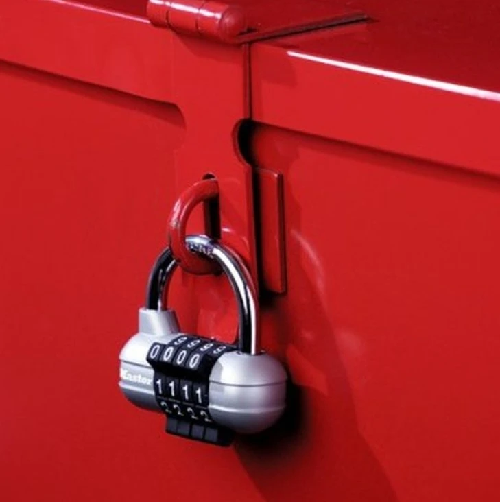 „Master Lock“ kombinuota pakabinama spyna 1520EURD