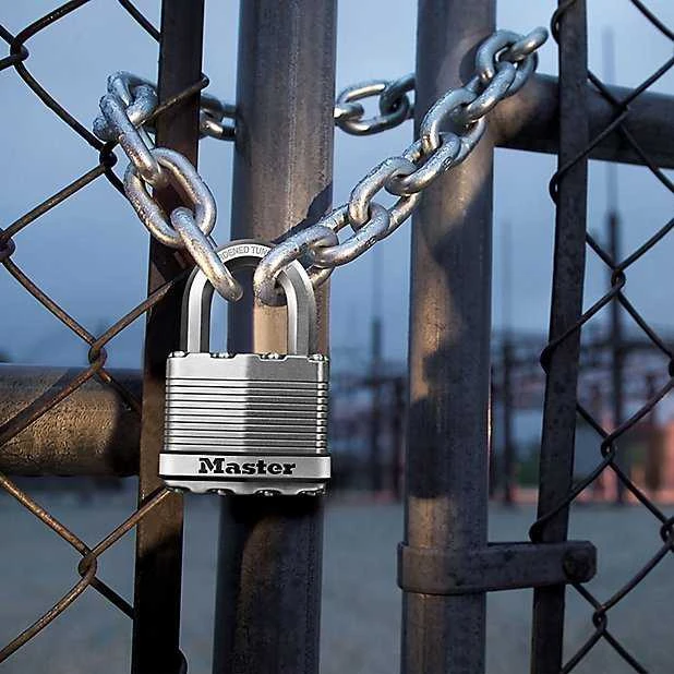 Master Lock „MasterLock“ pagrindinės spynos spyna, 9 saugumo lygis, M5EURDCC