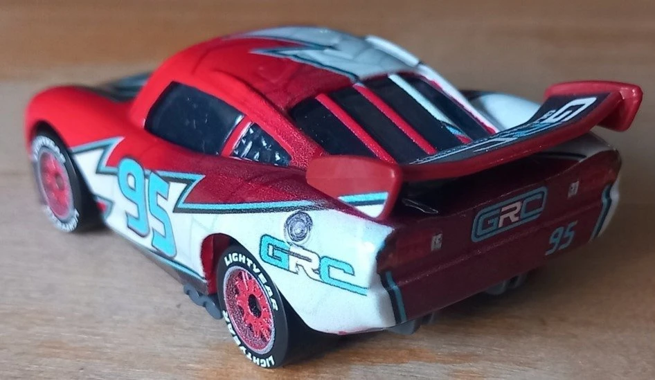 „Mattel“ automobiliai. Auto Lightning McQueen HTY00