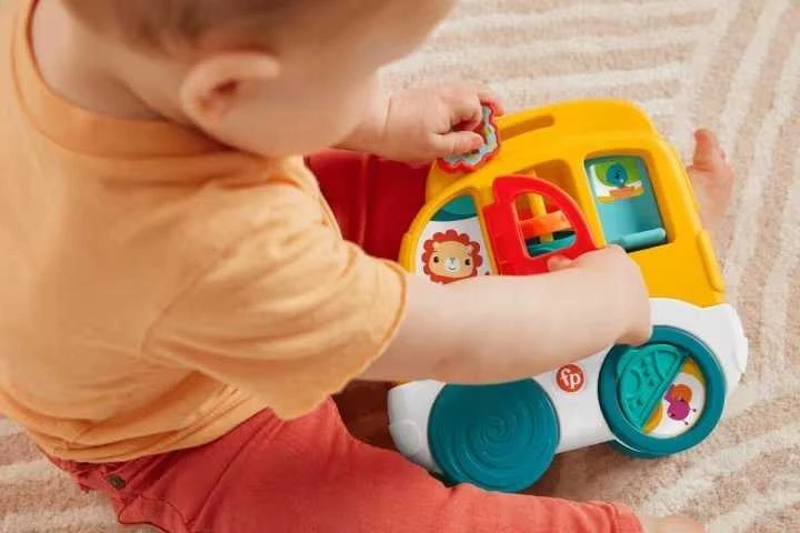 Mattel FISHER-PRICE namelis – automobilis (HXK32)