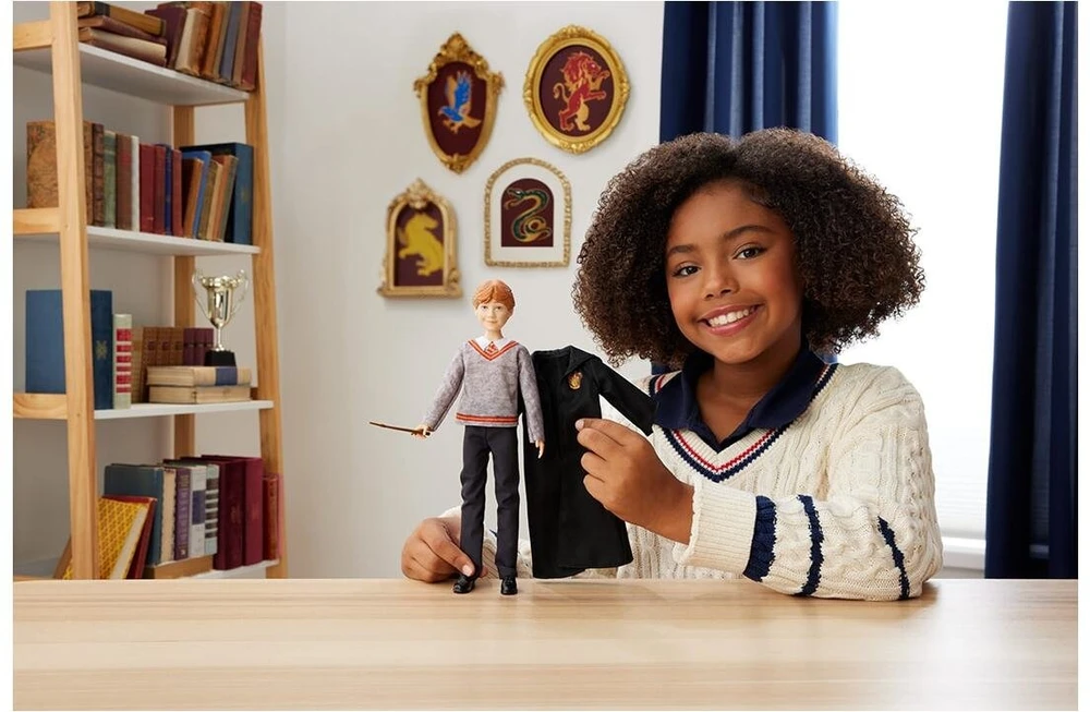 Mattel Harry Potter Rono Vizlio lėlė su kostiumu ir lazdele