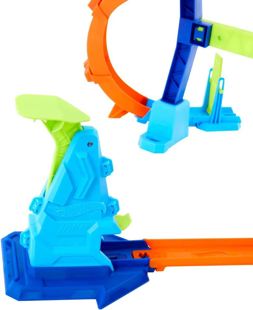 Mattel „Hot Wheels“ čempionato kilpinio šuolio lenktynių trasa