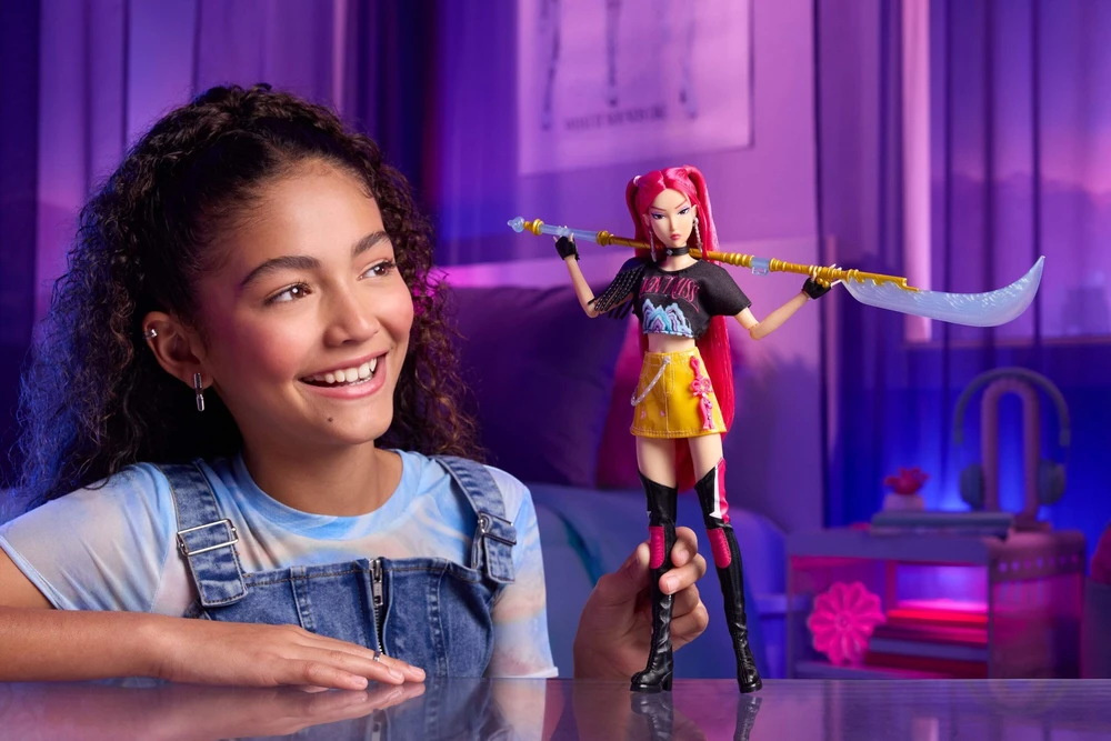 Lėlė su aksesuarais „Mattel KPop Demon Hunters Mira“, JRN36